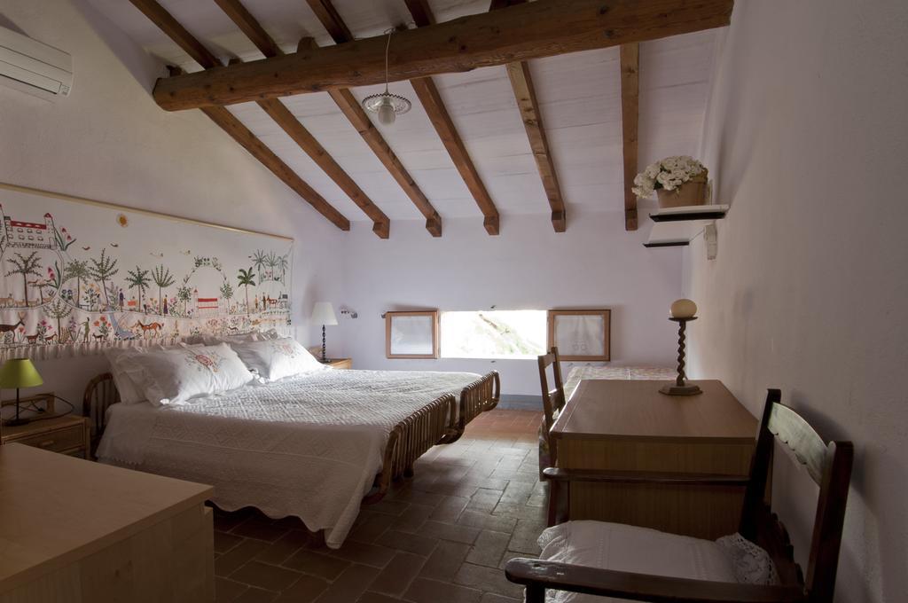 Cosetta Guest House تْشيرتالدو المظهر الخارجي الصورة